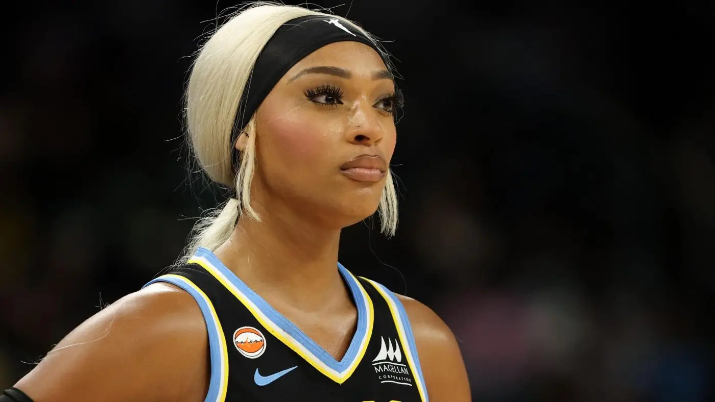 WNBA:DiJonai Carrington回应批评者,呼吁他们进行“研究”